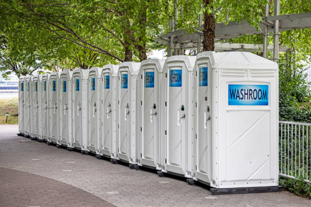 Portable Toilet Options We Offer in Highland Beach, FL